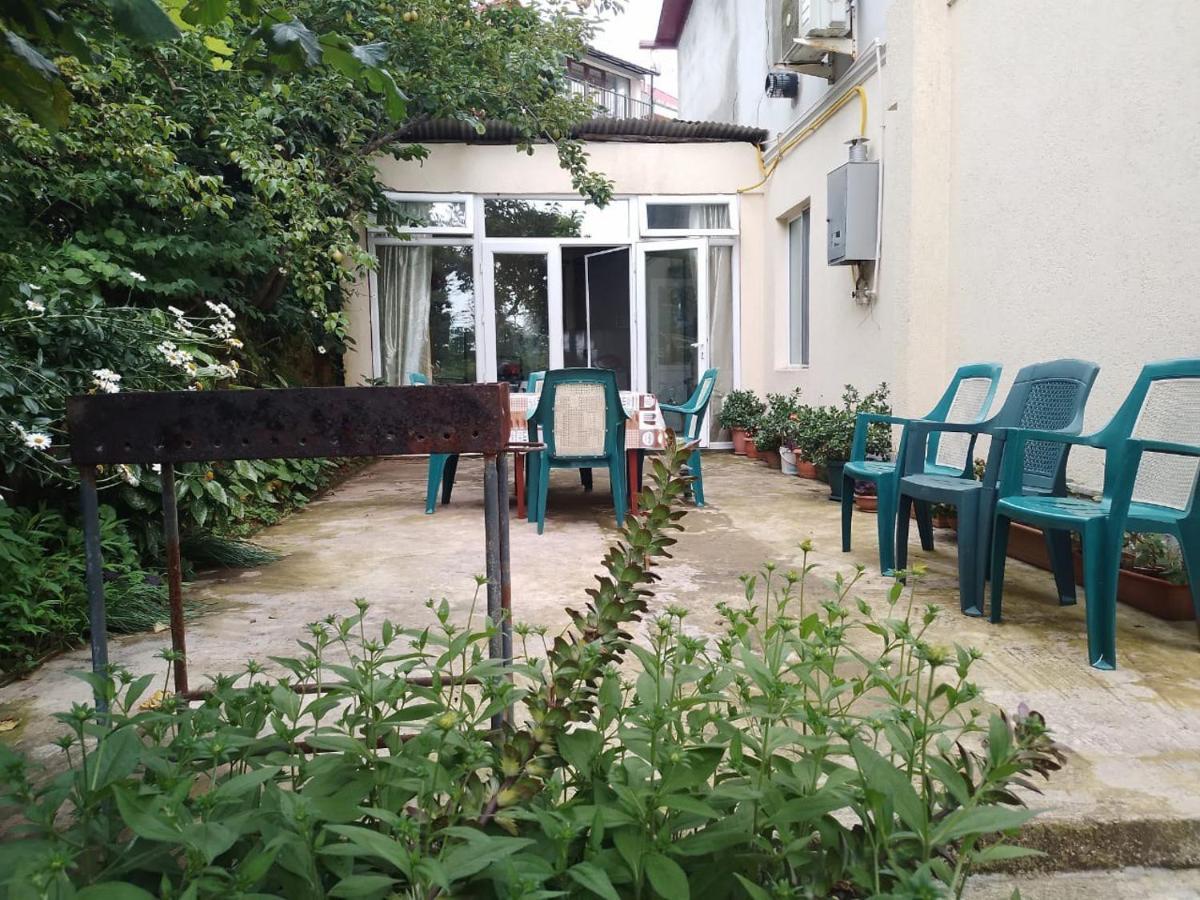 Merabi And Neli Guest House 마킨자우리 외부 사진