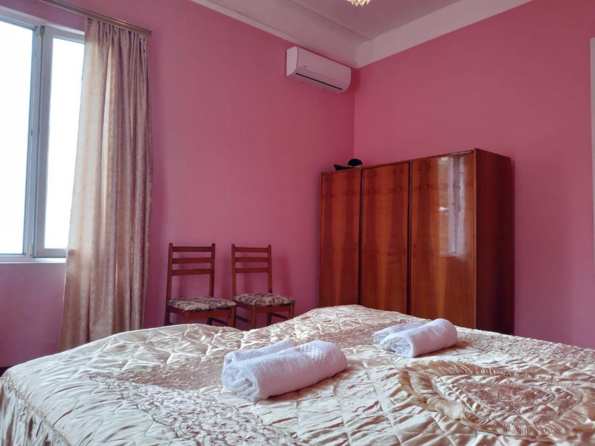 Merabi And Neli Guest House 마킨자우리 외부 사진