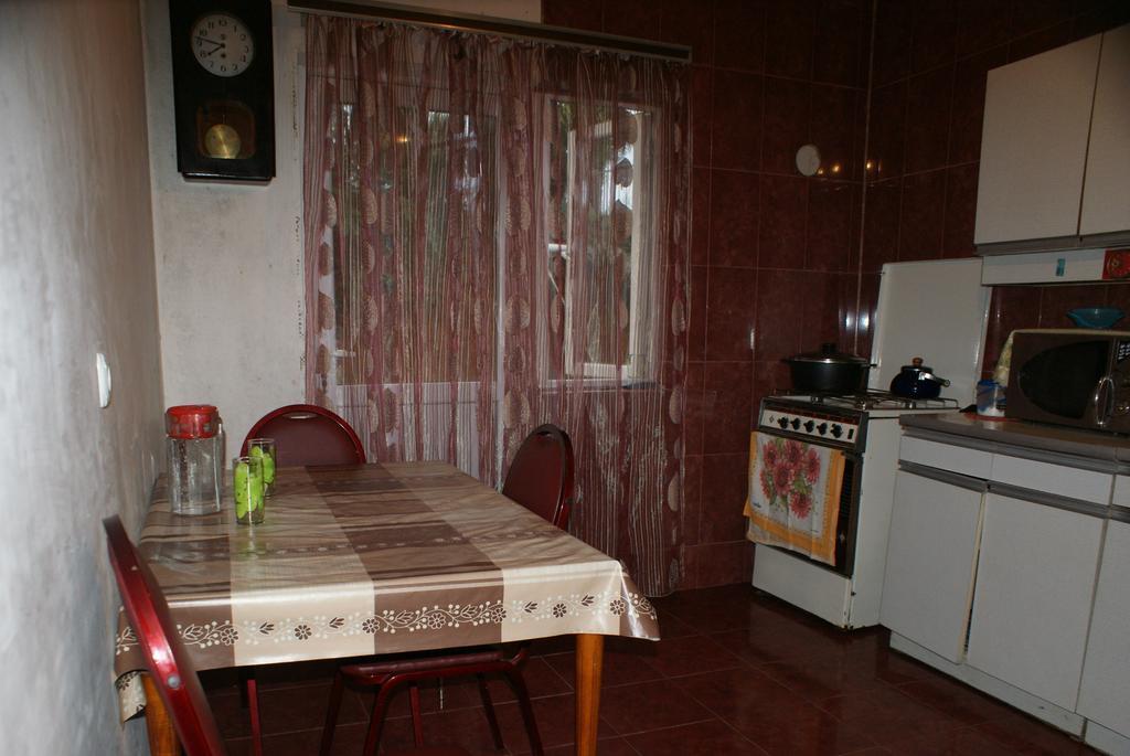 Merabi And Neli Guest House 마킨자우리 객실 사진